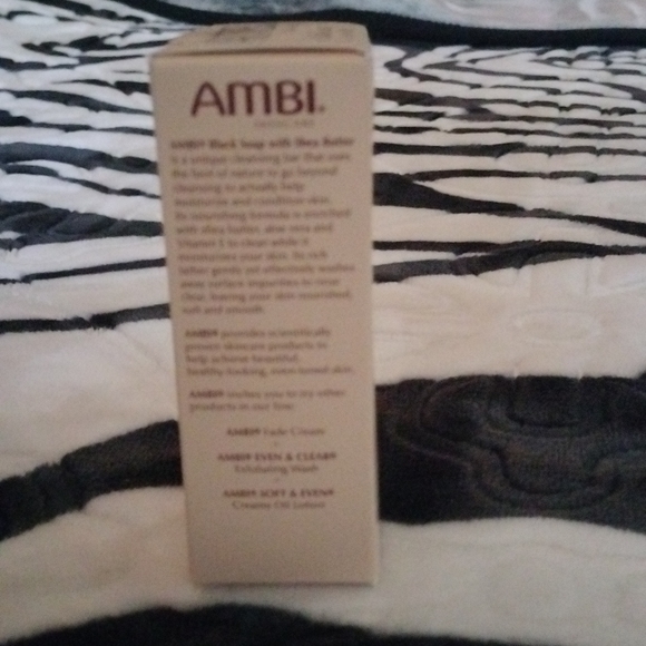 💄2 for $10💄 - Picture 3 of 4